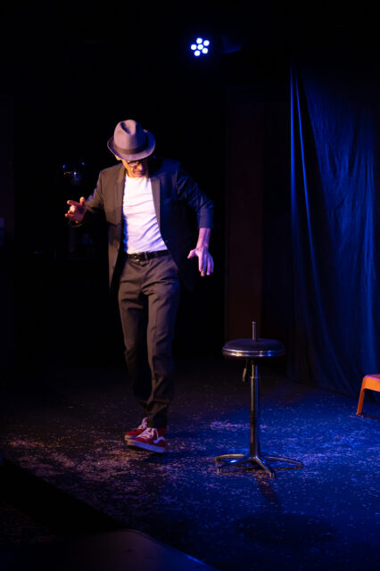 6433D92C-58B5-40F6-AEA5-EF4AFAFCEBA0