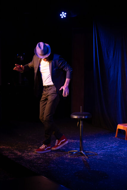 A1BA22E2-E49A-4A8B-B9D6-81D79DAADE0E